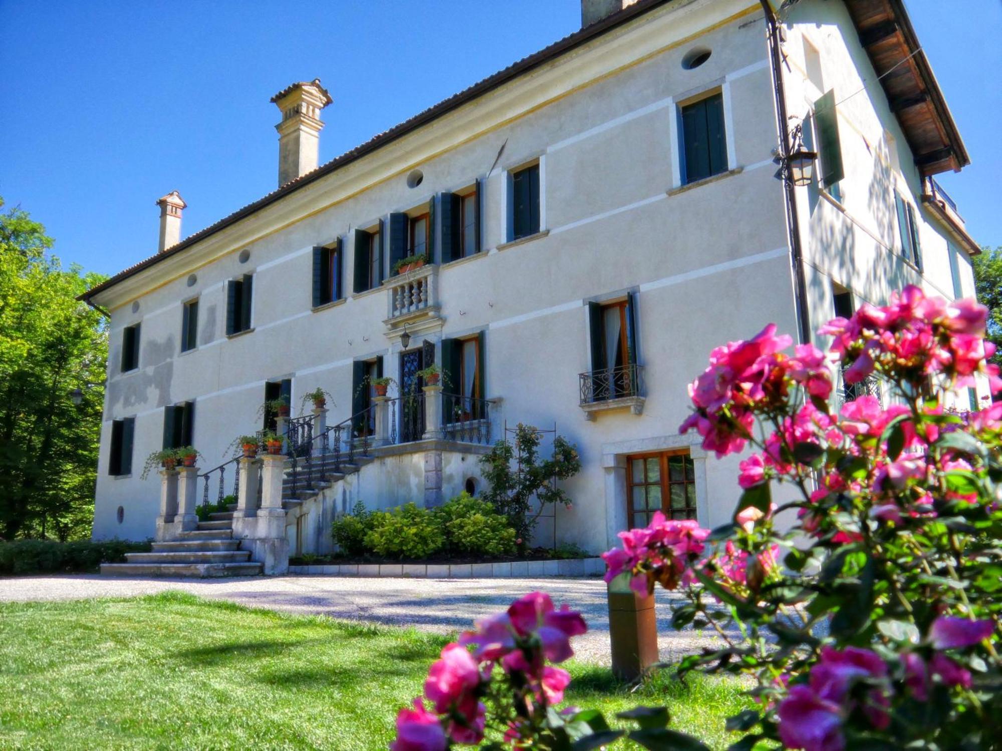 Villa San Liberale - Suites & Wellness - Villa Veneta Feltre Eksteriør bilde